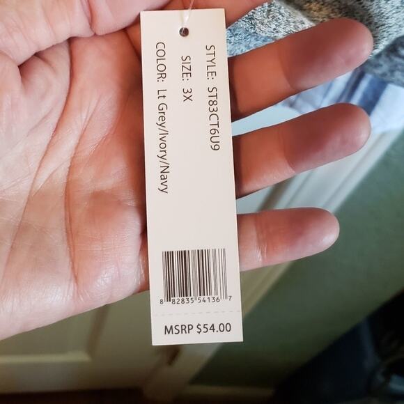 NEW, ZAC and Rachel, layered statement hem, super soft long sleeve top 2X 3X - Picture 6 of 9